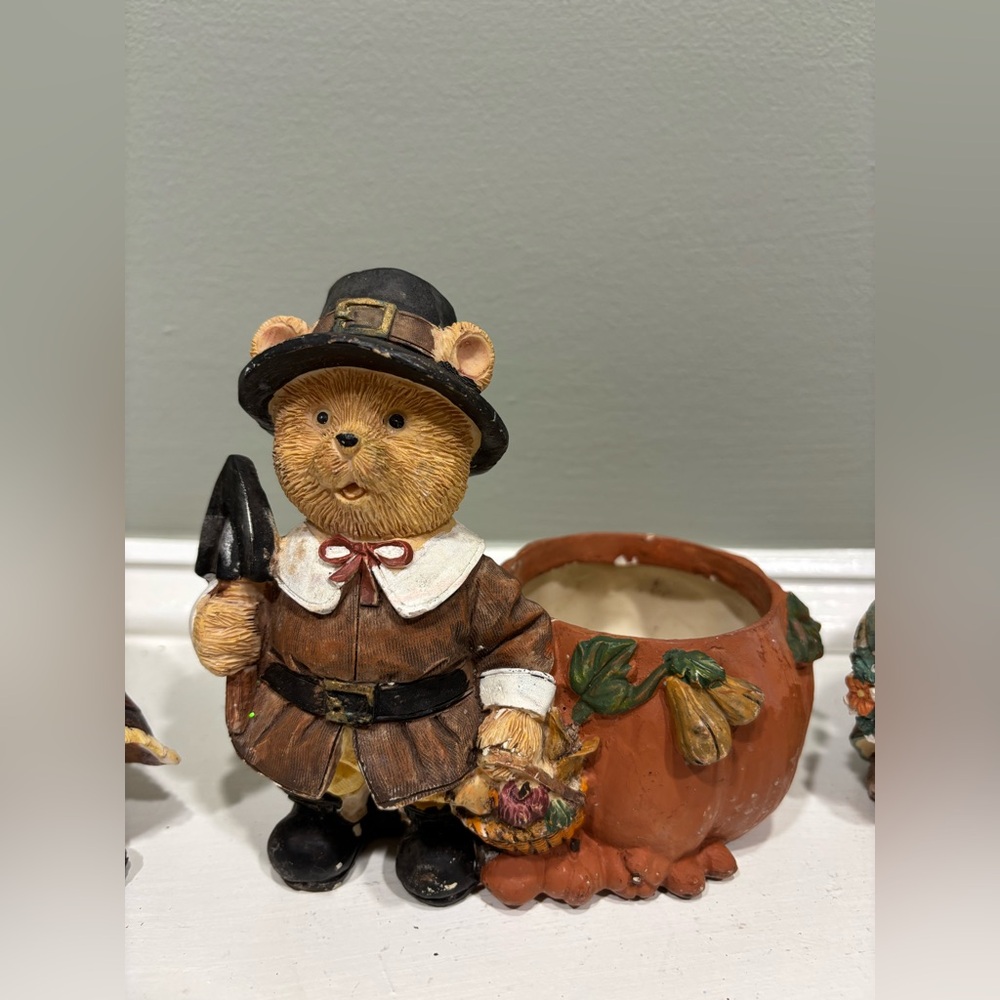 VTG 1980’s Thanksgiving Figurine Candle Holders Set - Picture 7 of 11